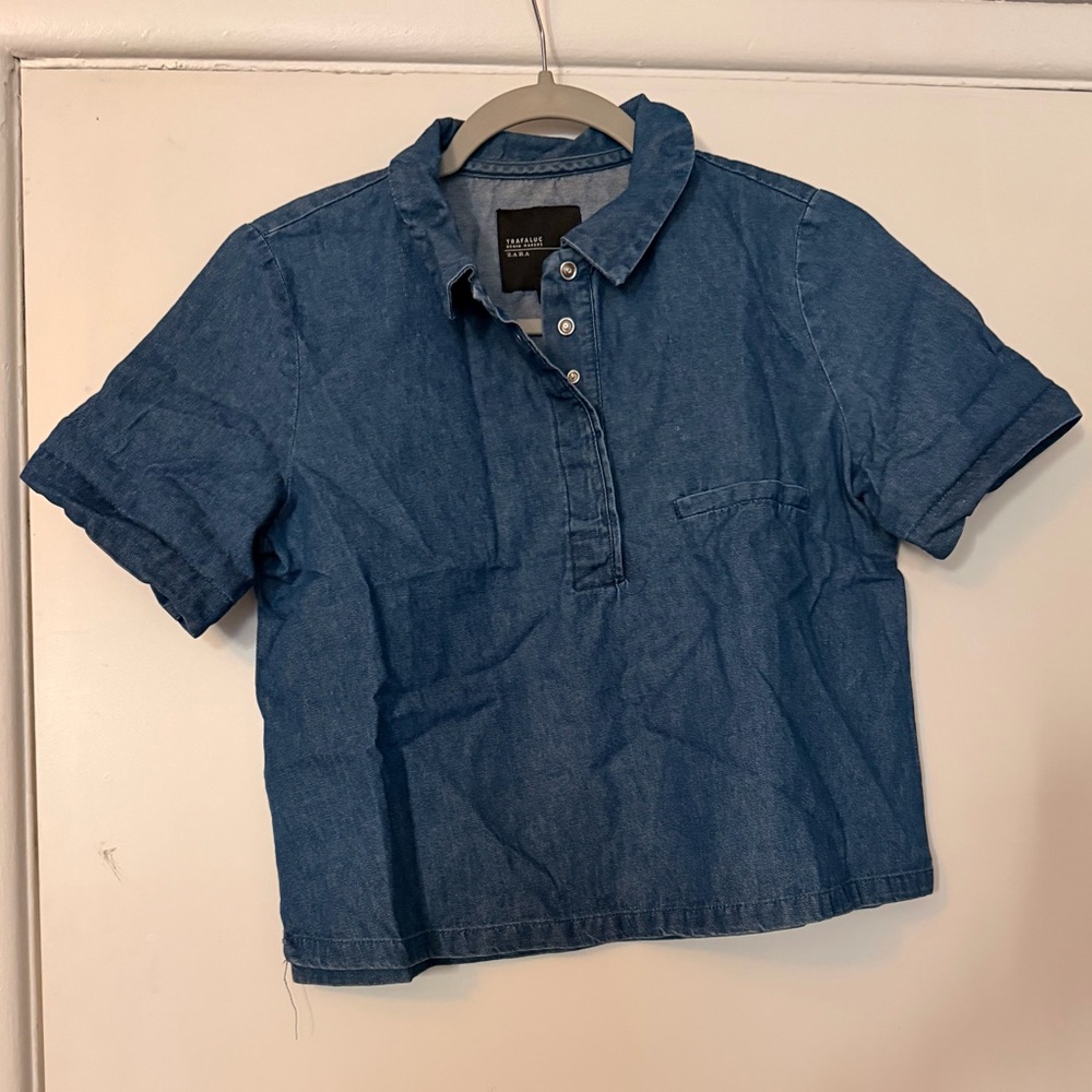 Zara Women's Blue Button Down Cropped Shirt